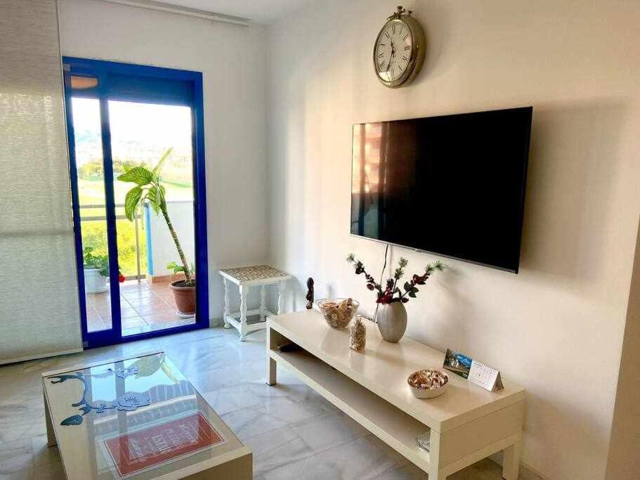 Apartamento Rocio By Solymar Holiday Torre Del Mar Exterior photo